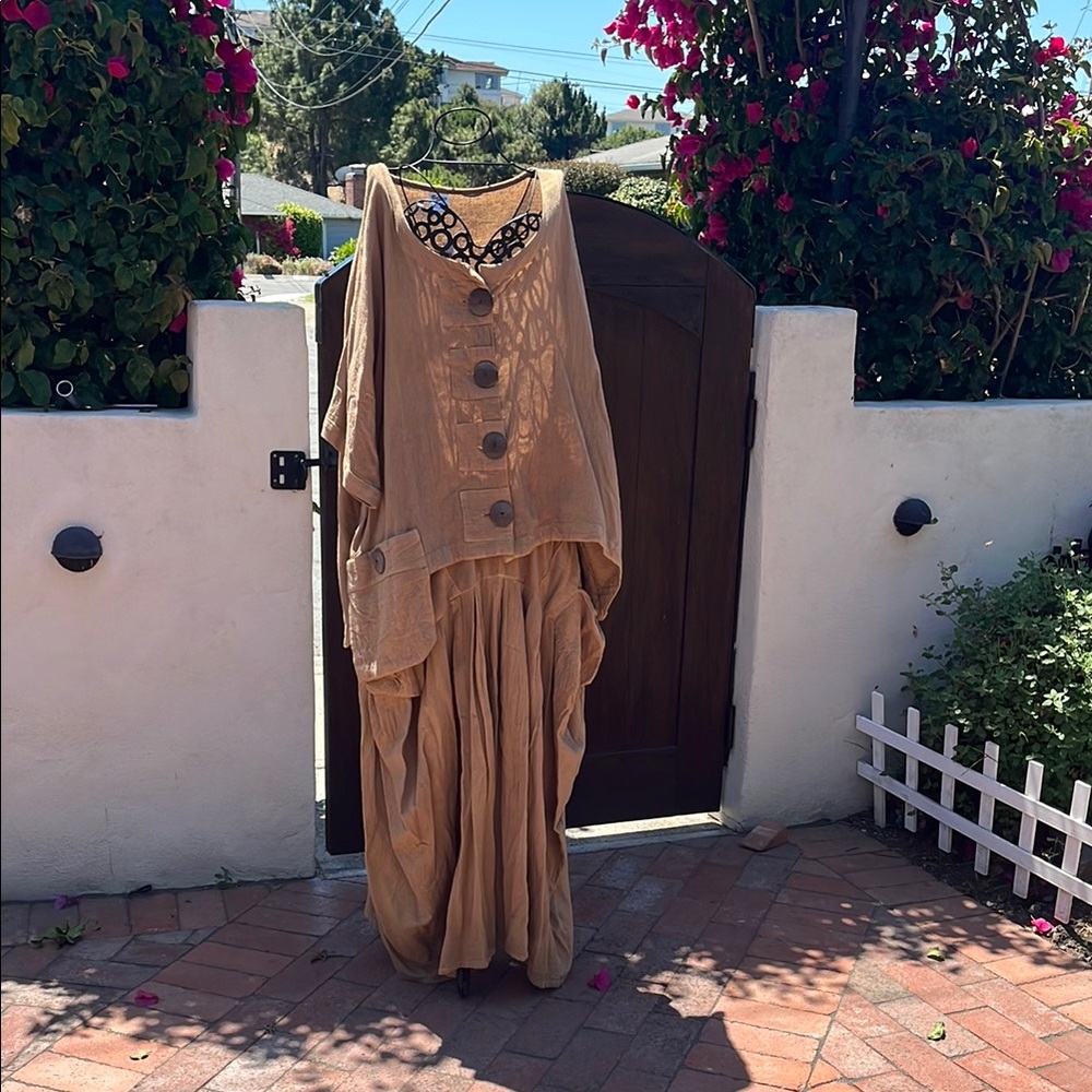 Elegant Tan Women's Two Piece  Dress